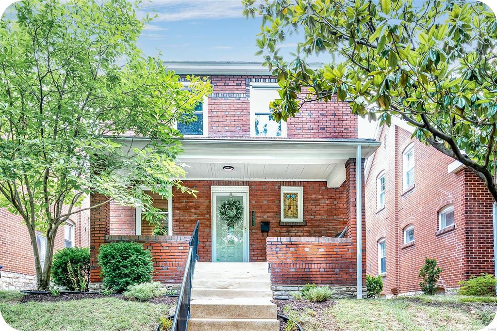 4971 Sutherland Ave, Saint Louis, MO 63109