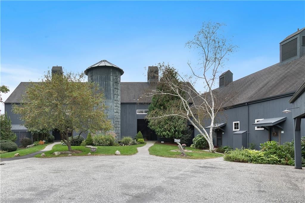 73 Long Hill Rd #73, Guilford, CT 06437