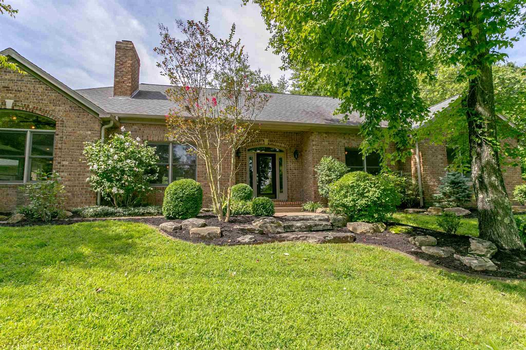 1111 Hunter Blvd, Boonville, IN 47601 Trulia