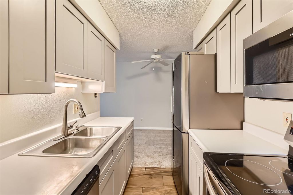 7695 E Quincy Avenue Bldg 7695  Unit 102, Denver, CO 80237