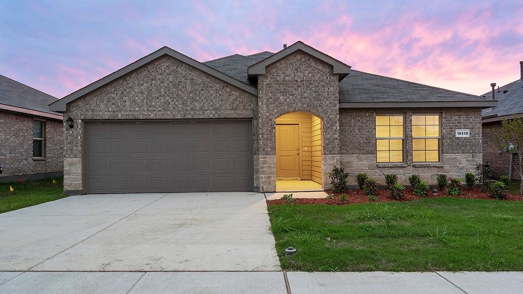 1121 Loomis Trail, Fort Worth, TX 76247