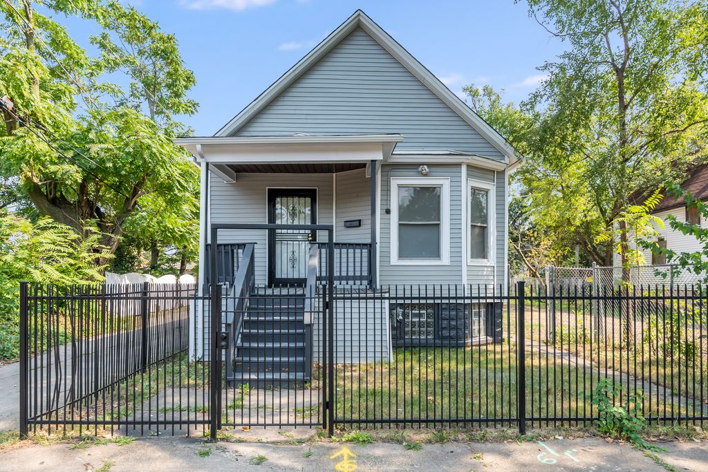11315 S Yale Ave, Chicago, IL 60628