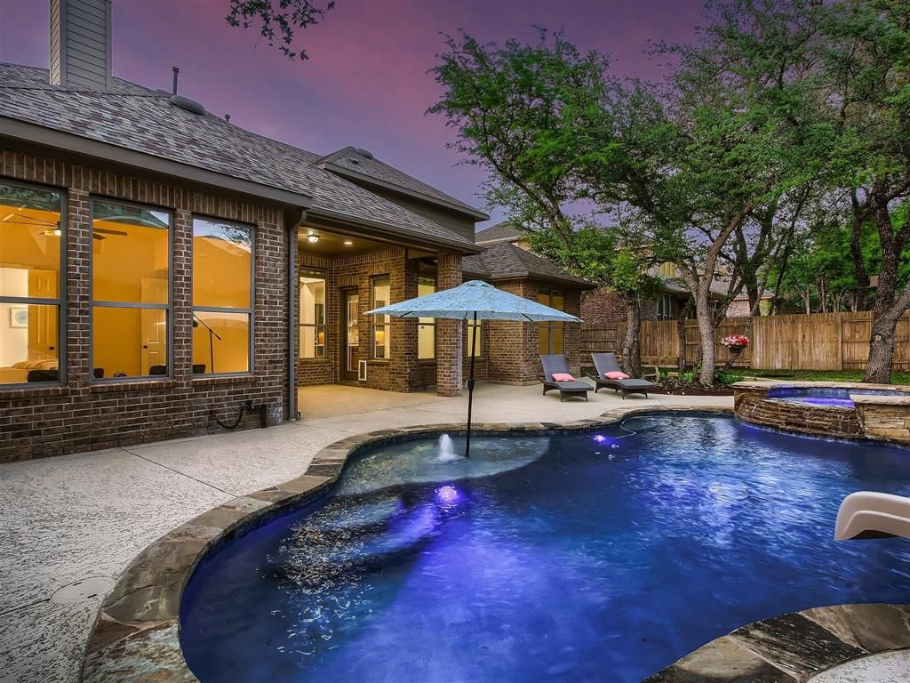 308 Guadalupe River Ln, Georgetown, TX 78628