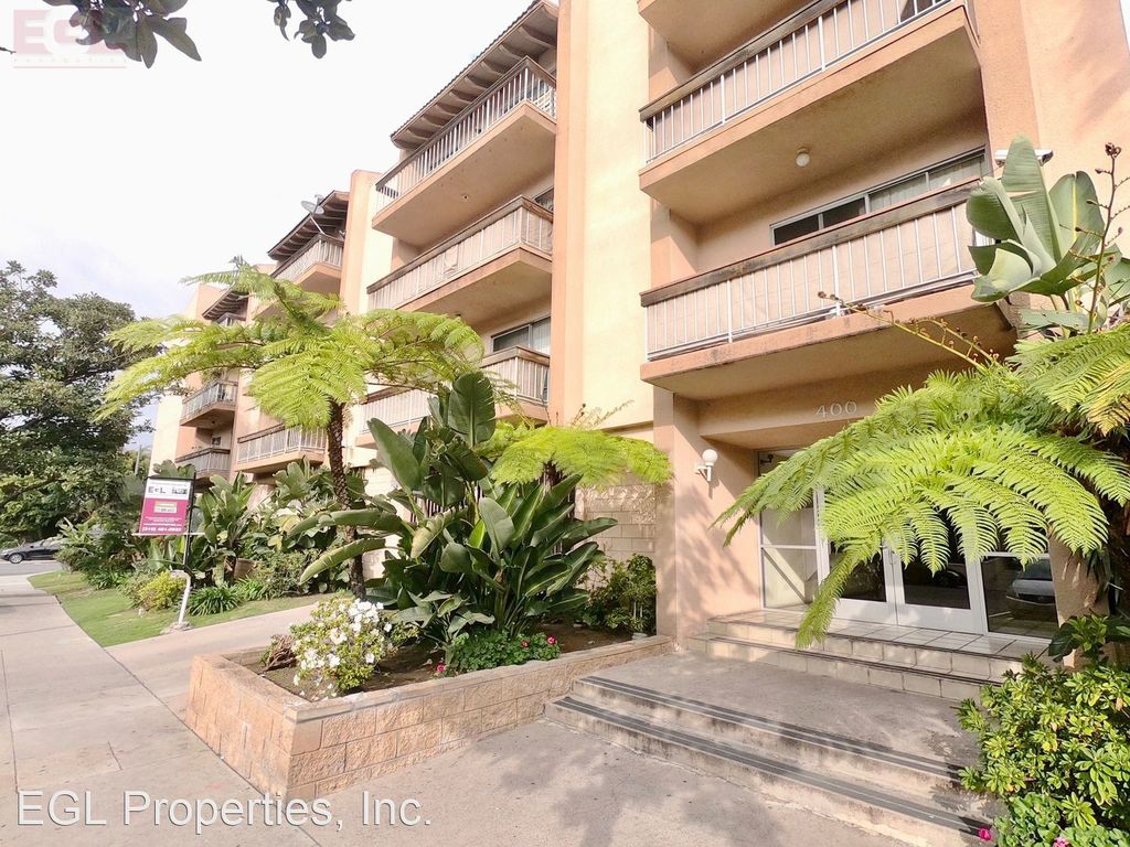 400 S Kingsley Dr #210, Los Angeles, CA 90020