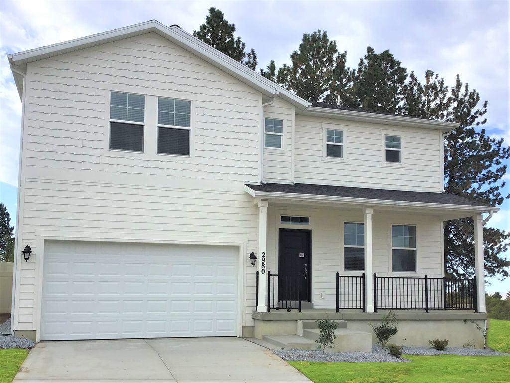 2980 E South Village Dr, Layton, UT 84040