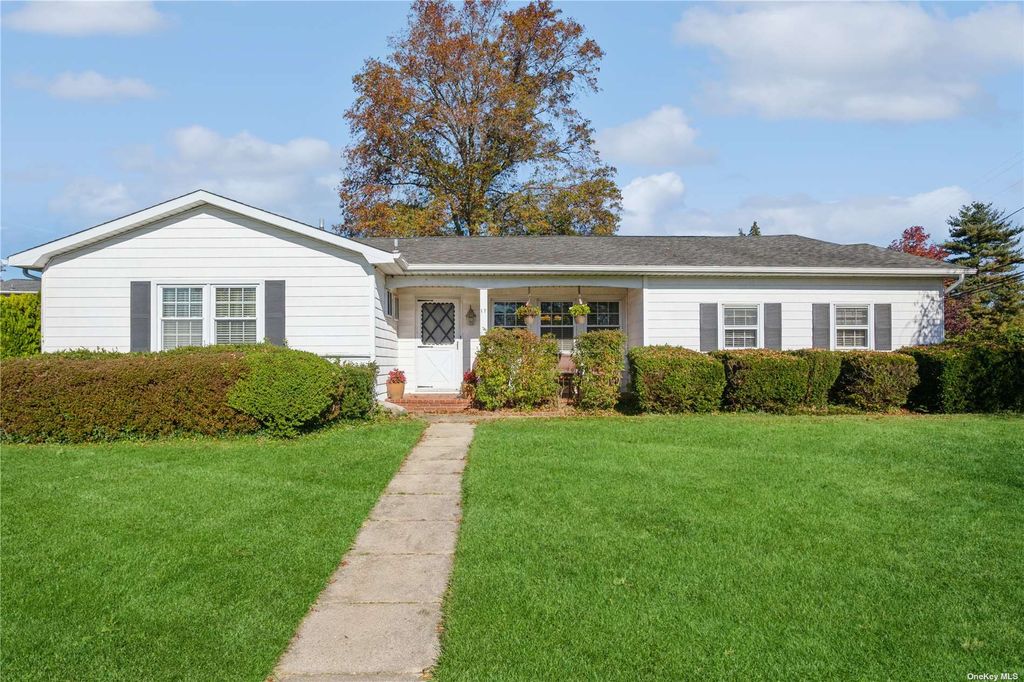 17 Griffin Place, Greenlawn, NY 11740 Trulia