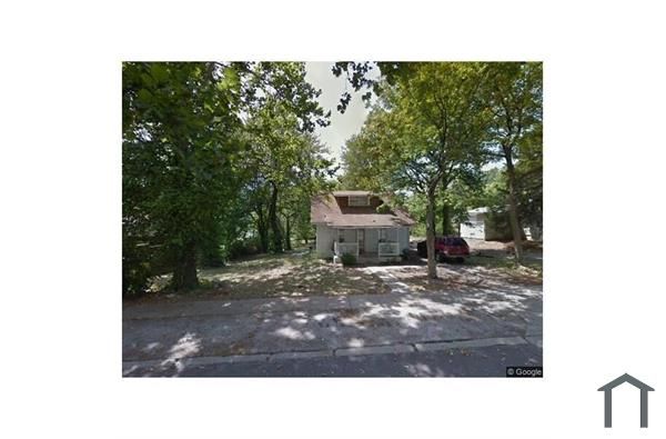 2851 Lyndhurst Ave, Saint Louis, MO 63114