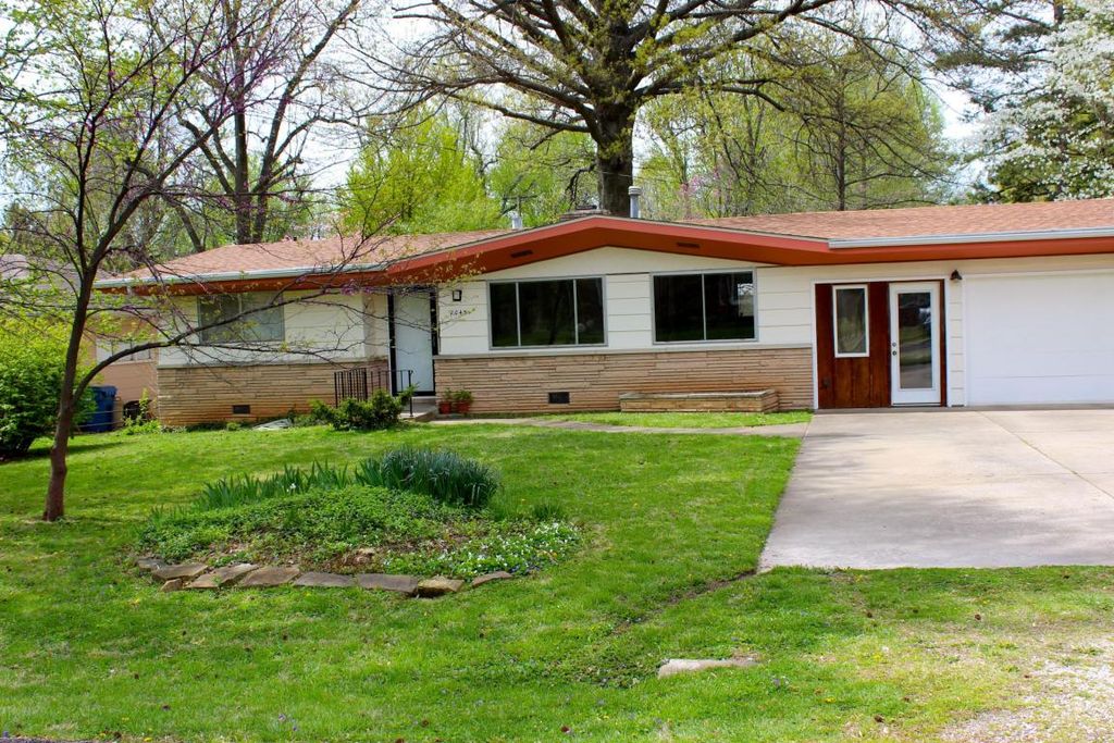 2045 S Kings Ave, Springfield, MO 65807 Trulia