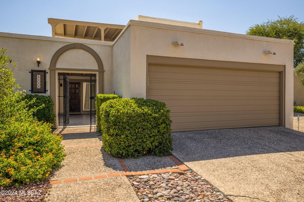 6824 E  Dorado Ct, Tucson, AZ 85715