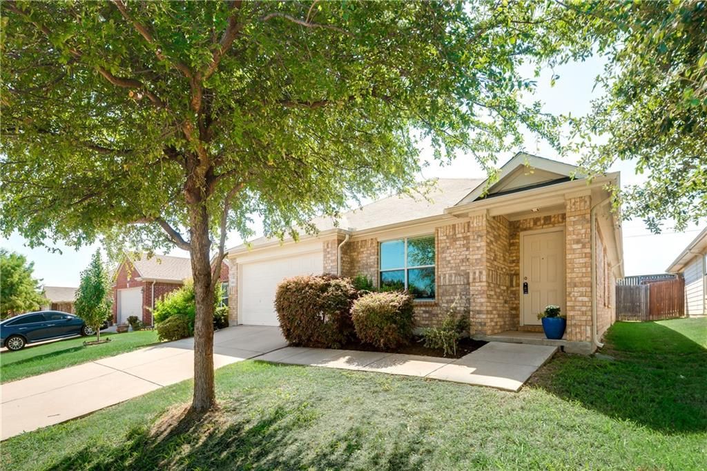 13313 Evergreen Dr, Fort Worth, TX 76244