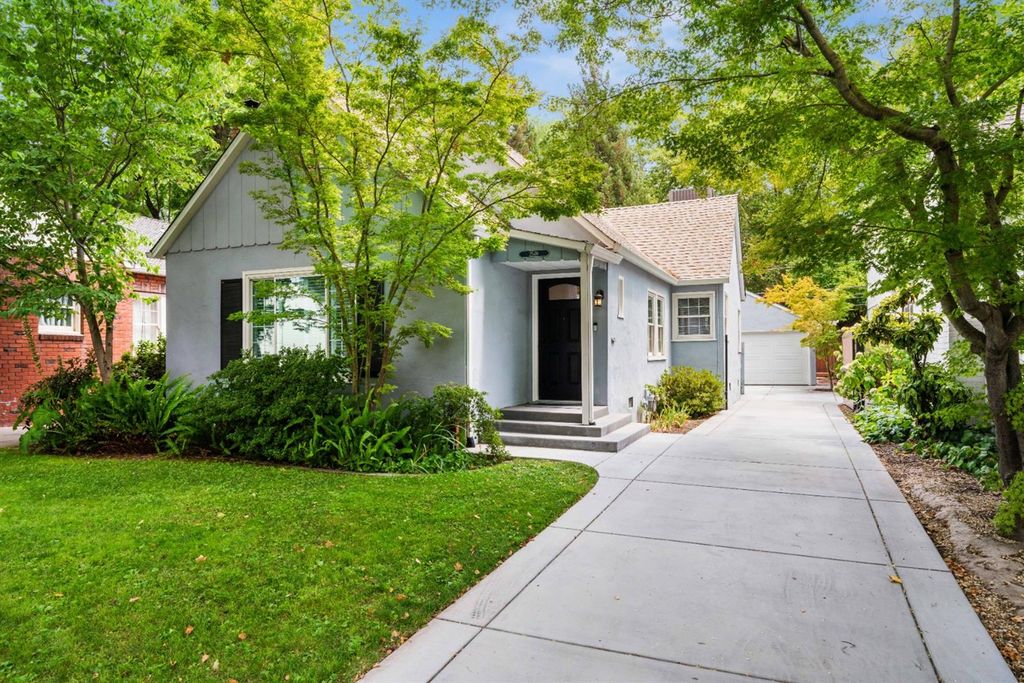 2549 Marty Way, Sacramento, CA 95818