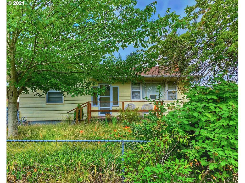 3103 NE 108th Ave, Portland, OR 97220 | Trulia