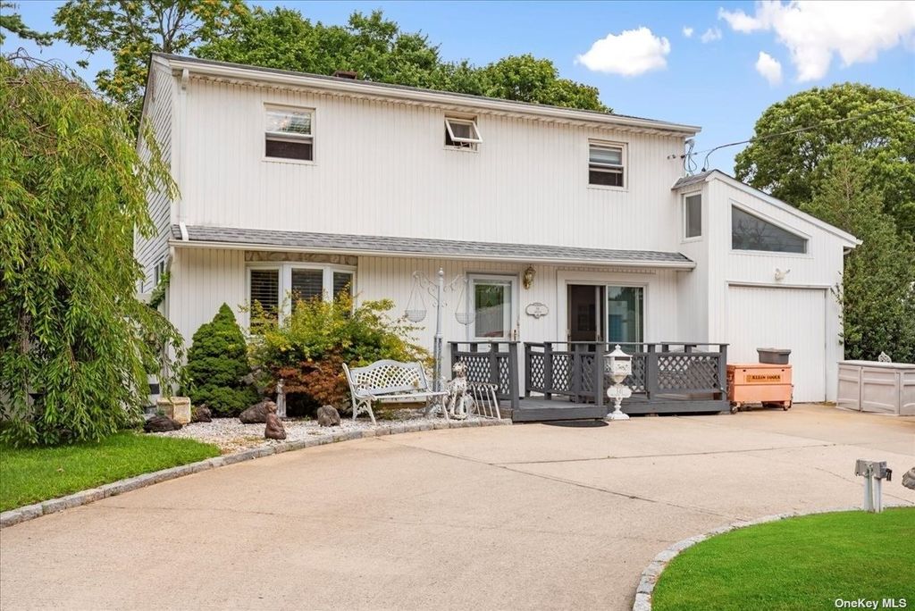 541 Bellmore Street, West Islip, NY 11795 Trulia