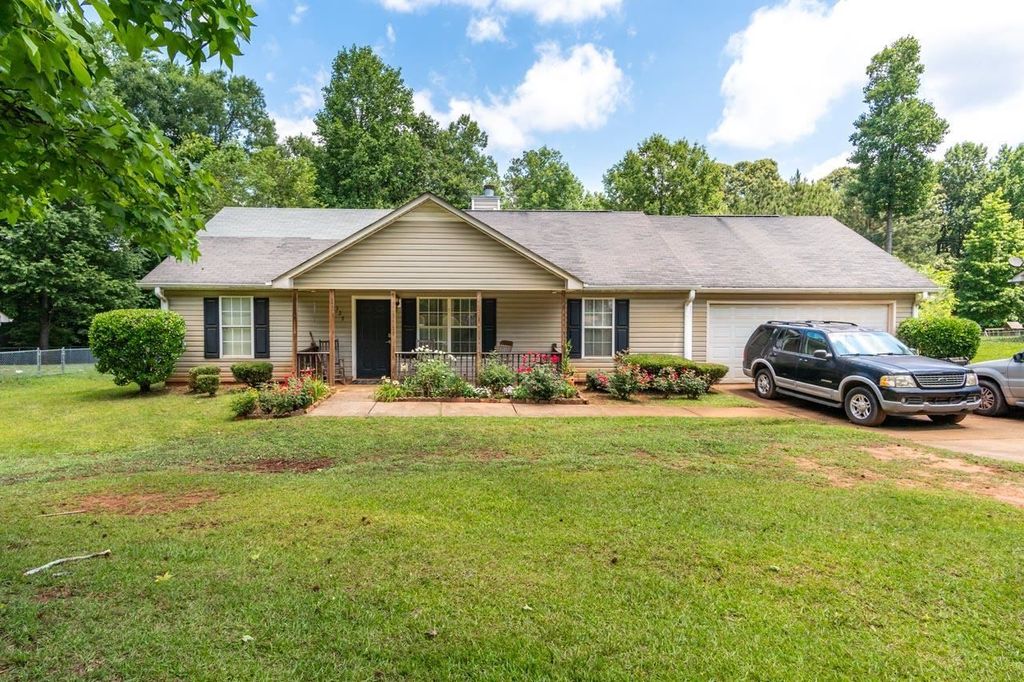 329 E  McIntosh Rd, Griffin, GA 30223