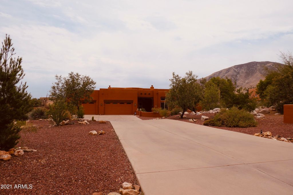 6096 E  Andalusian Ct, Hereford, AZ 85615