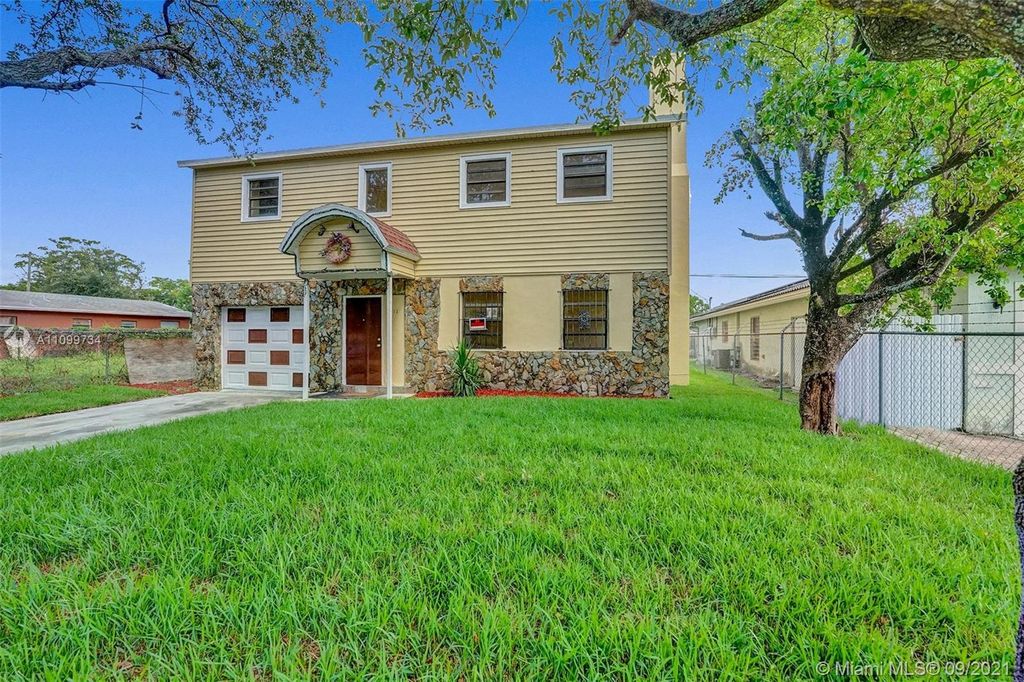 2541 NW 14th Ct, Fort Lauderdale, FL 33311