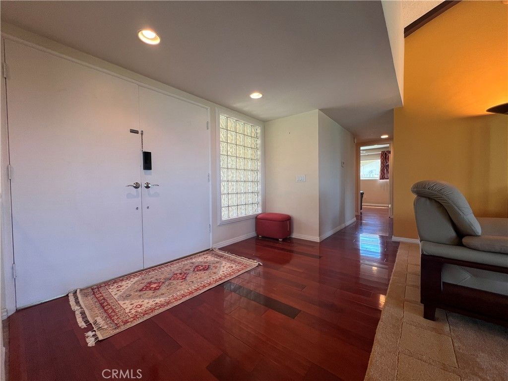 Photo 3 of 16404 Monte Cristo Dr