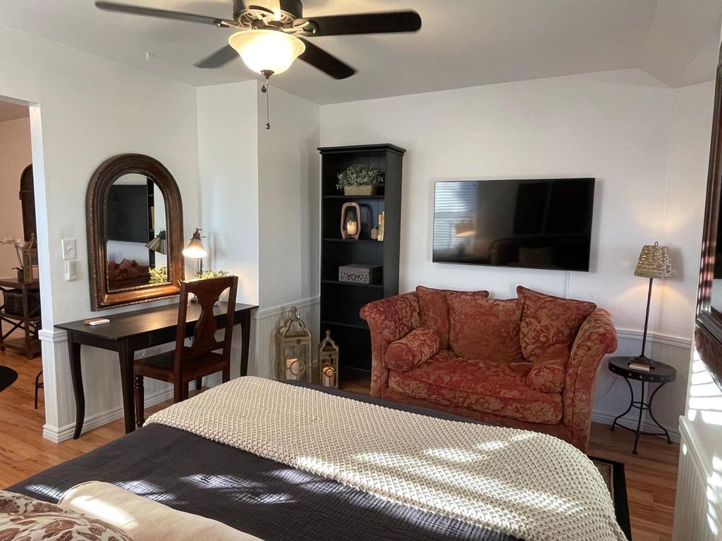 2298 S 900 E #3, Salt Lake City, UT 84106