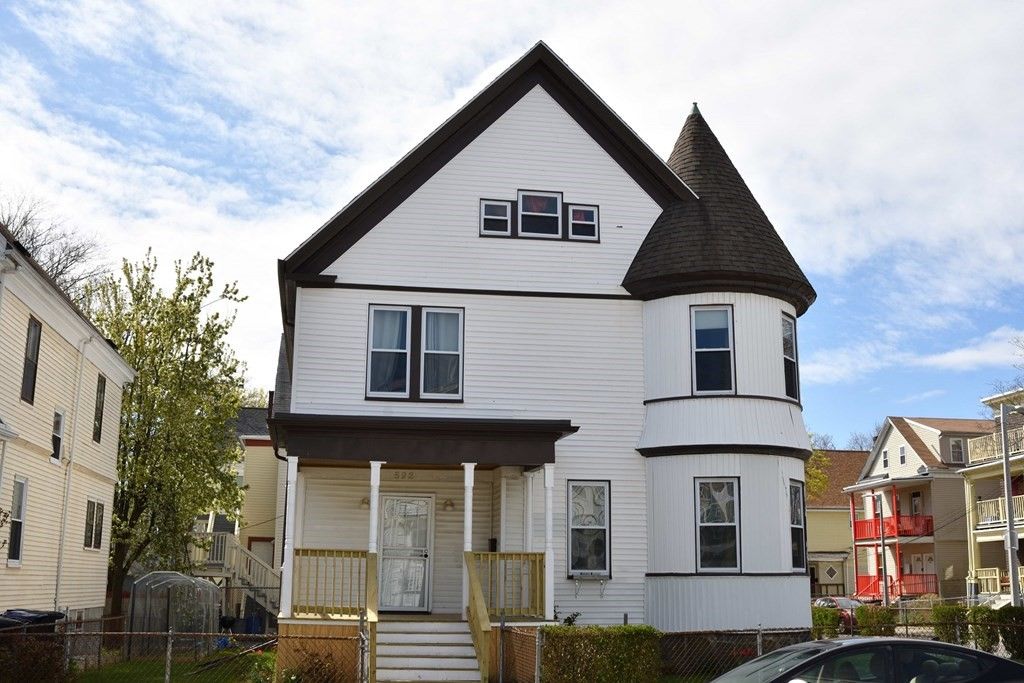 592 Park St, Dorchester, MA 02124