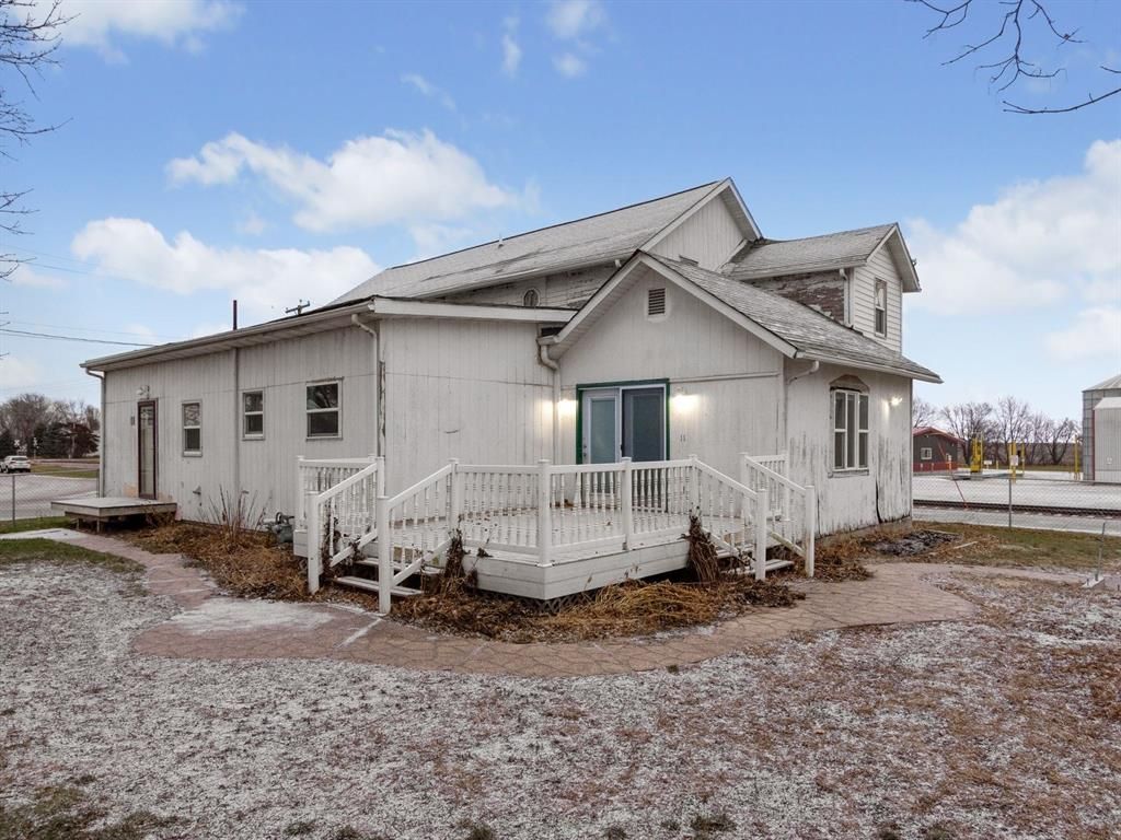 111 North St, IA 52202 Trulia