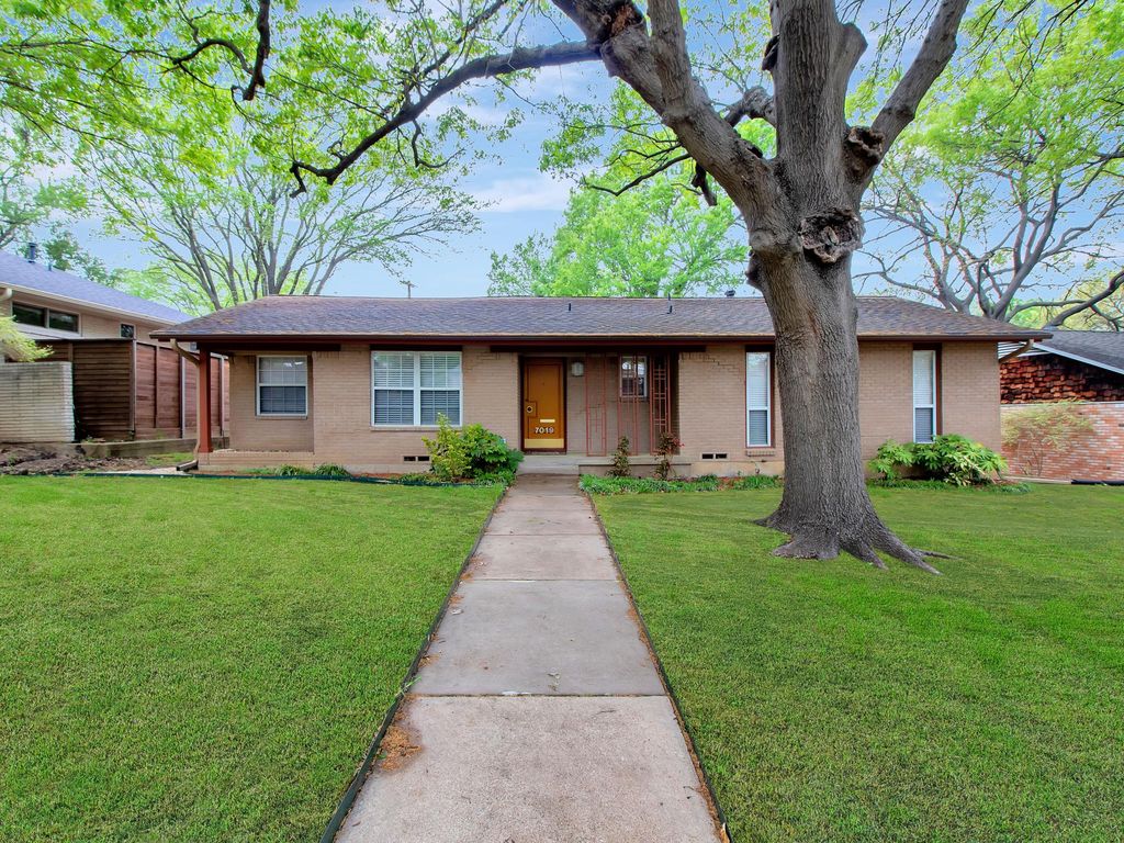 7019 Winchester St, Dallas, TX 75231