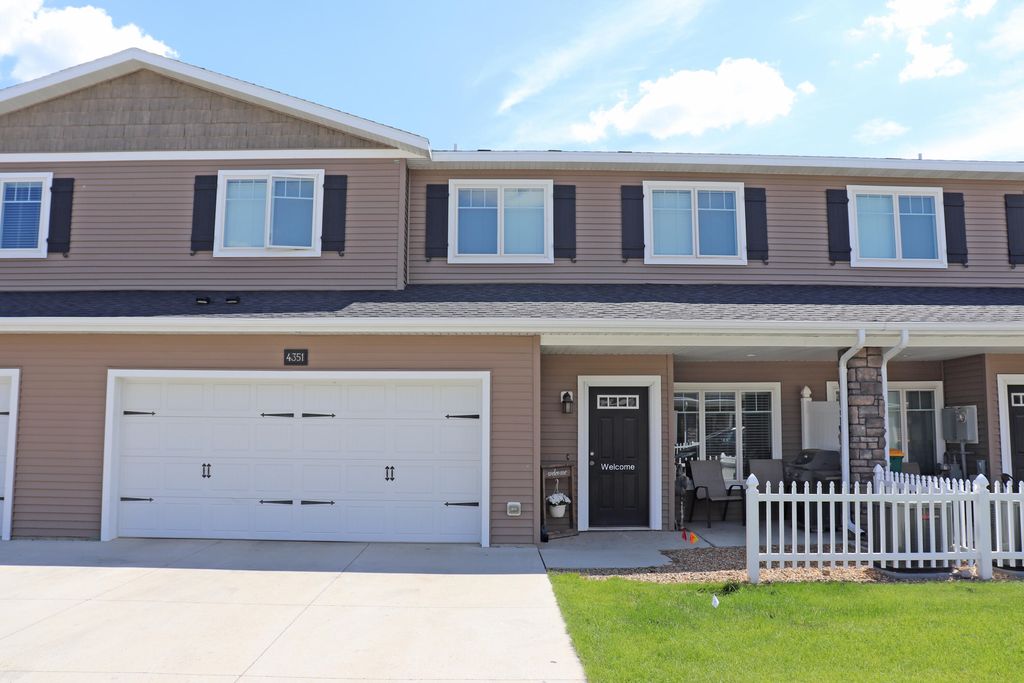 4351 Cumberland Loop, City Of Bismarck, ND 58503