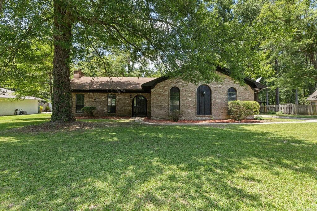 6704 W Pinewood Dr, Pine Bluff, AR 71603 MLS 24022101 Trulia