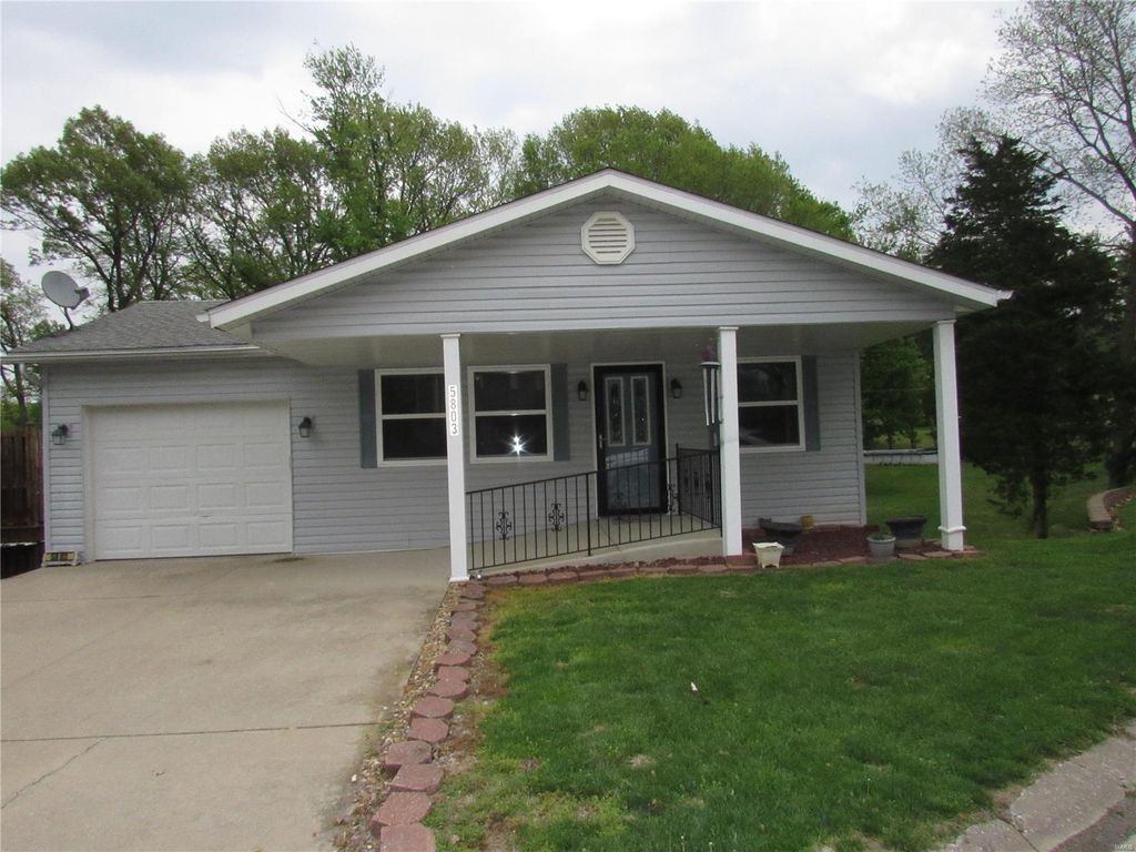 5803 Dogwood Ln, Godfrey, IL 62035 Trulia