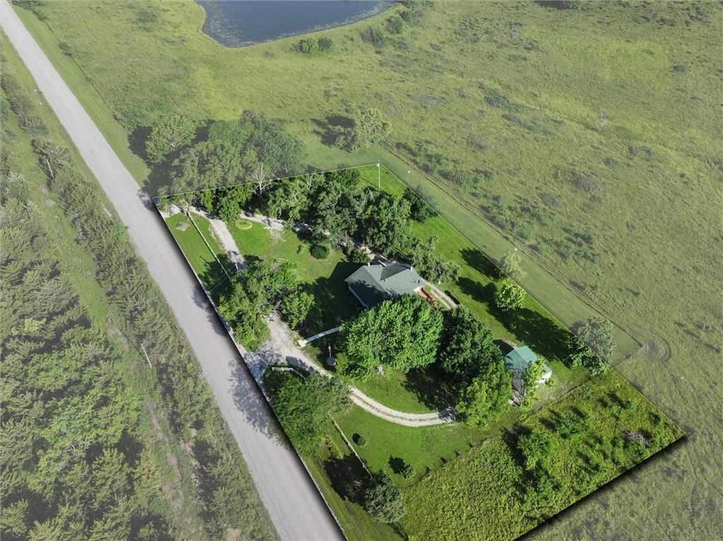 1045 Yale Rd, Mapleton, KS 66754