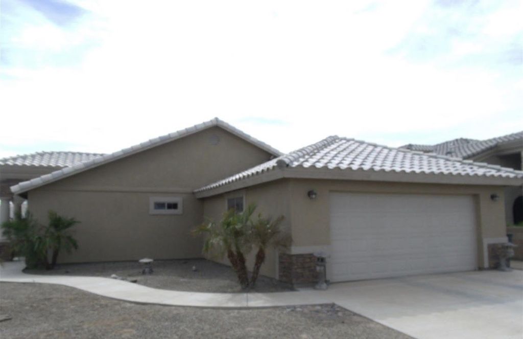 561 N Marshall Loop Ct, Somerton, AZ 85350
