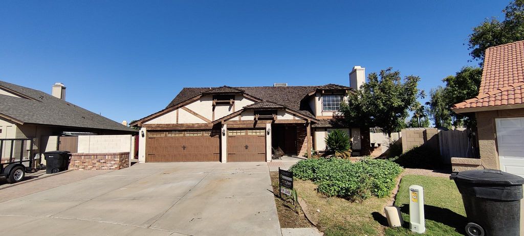 1881 N Ellis St, Chandler, AZ 85224