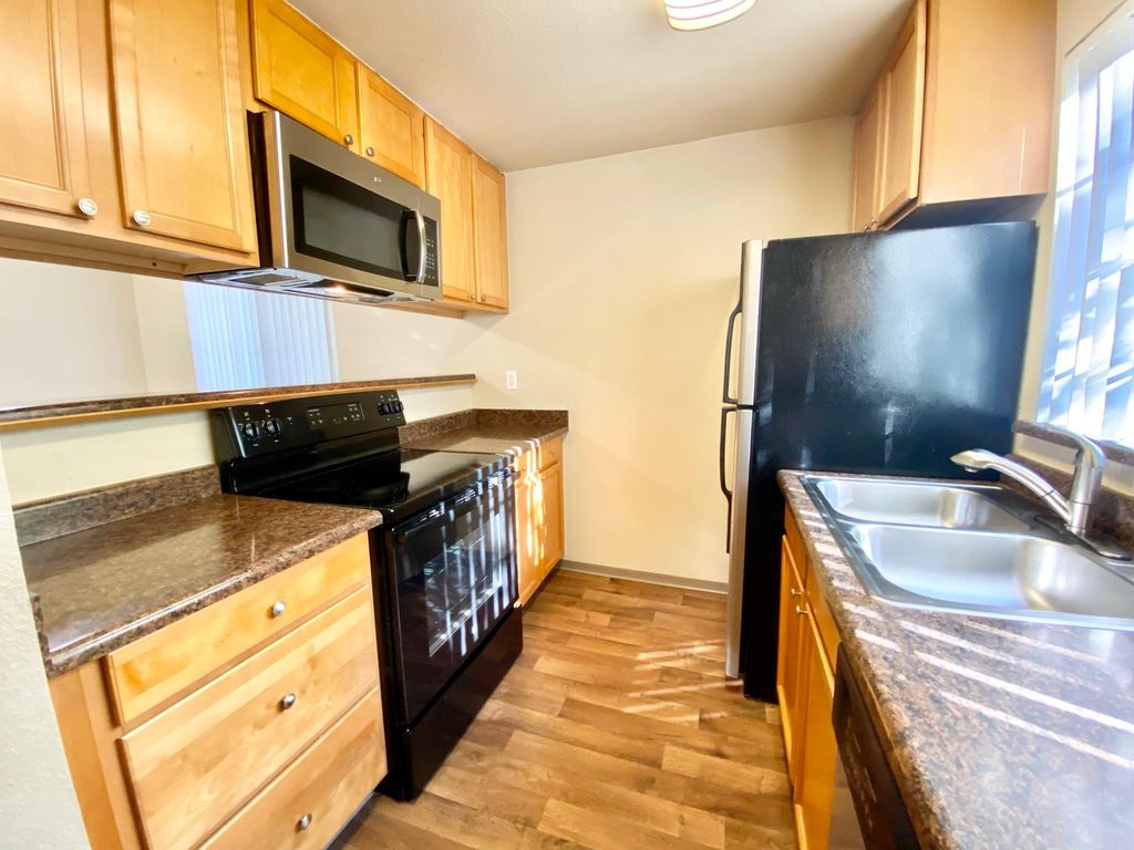 3000 118th Ave  SE #A301, Bellevue, WA 98005