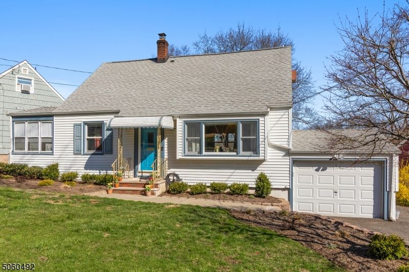 56 Lynwood Rd, Verona, NJ 07044