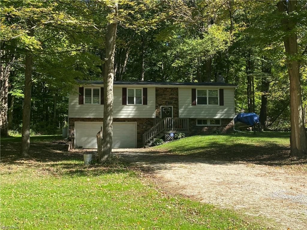 4490 John Thomas Rd, Ravenna, OH 44266