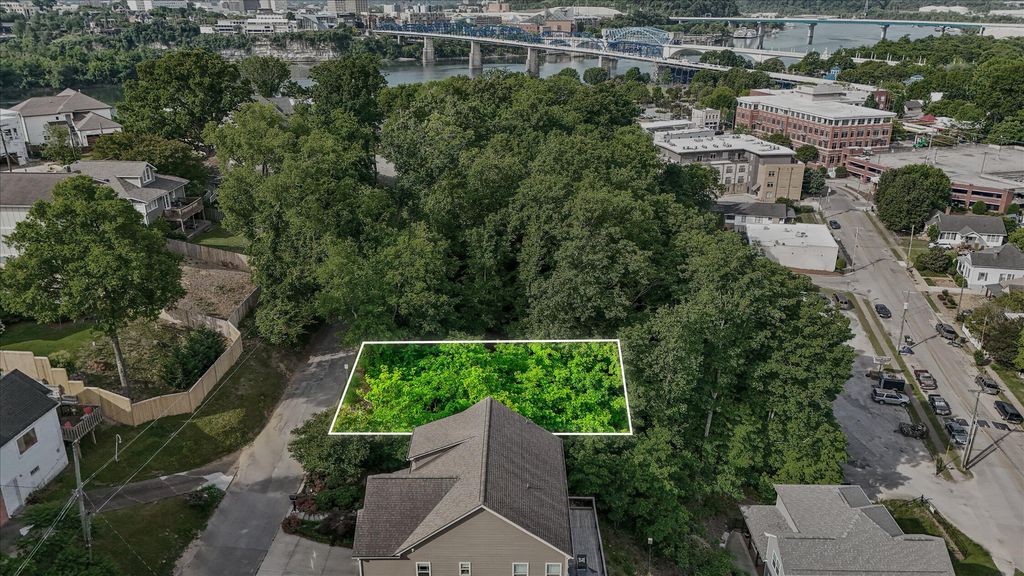 209 Thompson St, Chattanooga, TN, 37405
