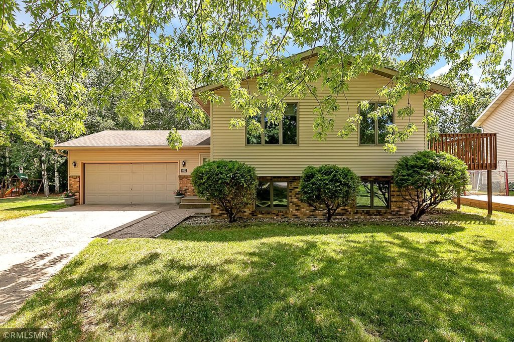 1022 7 1/2 Ave N, Sauk Rapids, MN 56379 Trulia