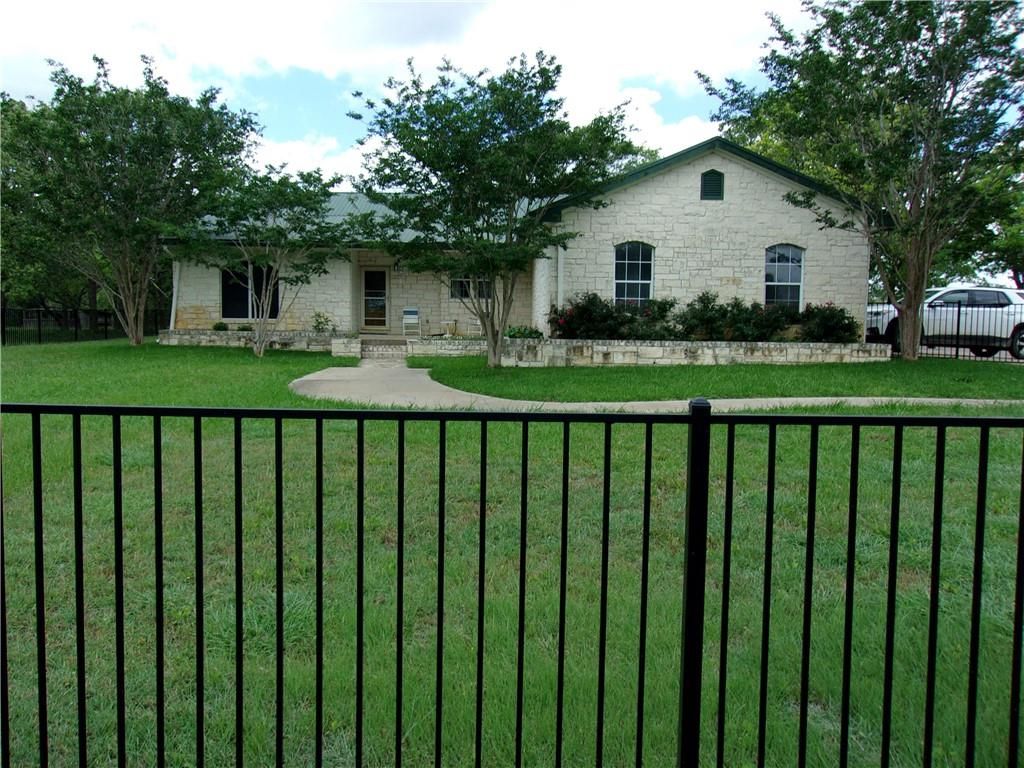 1023 County Road 460, Thorndale, TX 76577