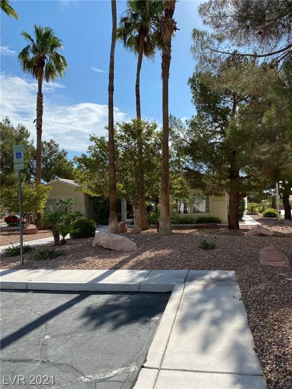 8433 Vast Horizon Ave, Las Vegas, NV 89129