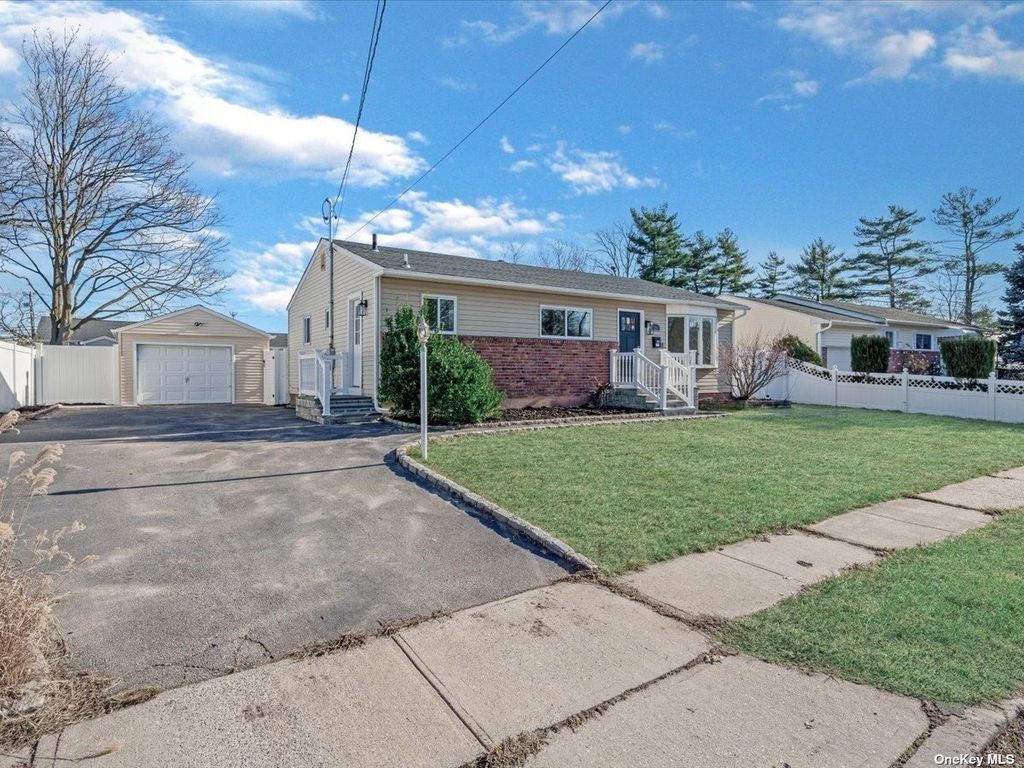 29 Irving Avenue, Deer Park, NY 11729 Trulia