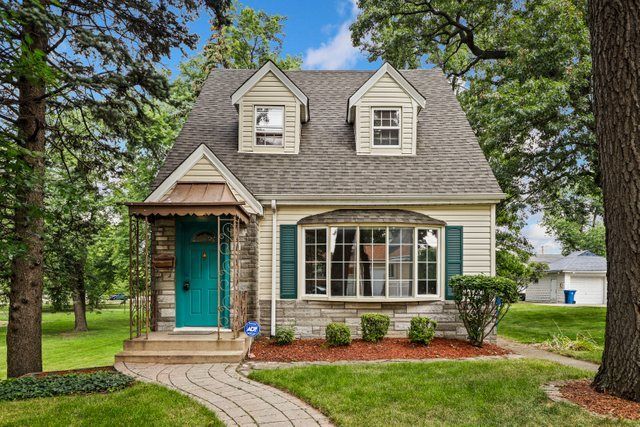 5410 W 96th St, Oak Lawn, IL 60453
