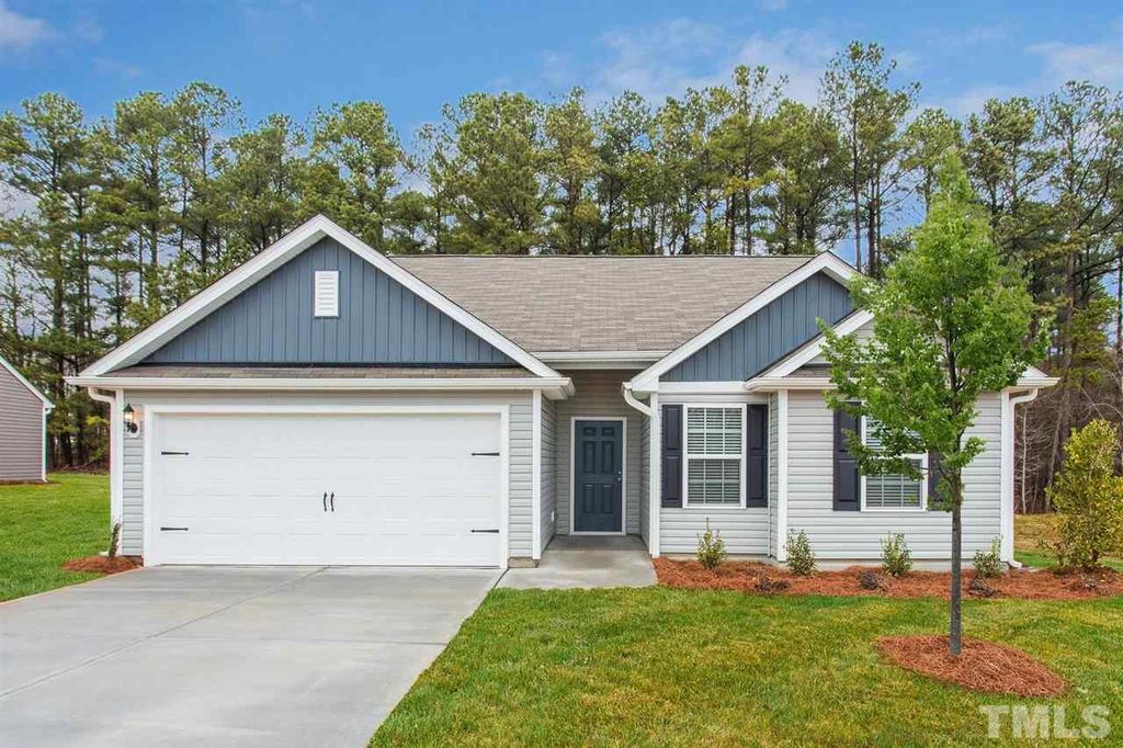 80 Shallow Dr, Youngsville, NC 27596