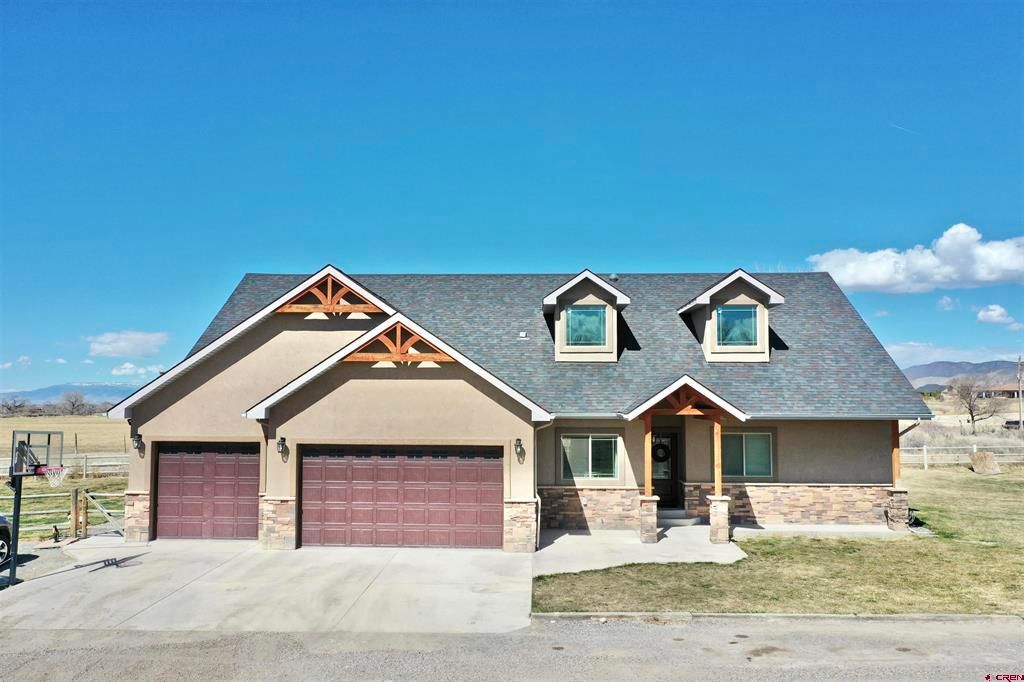 17017 6725th Rd, Montrose, CO 81401