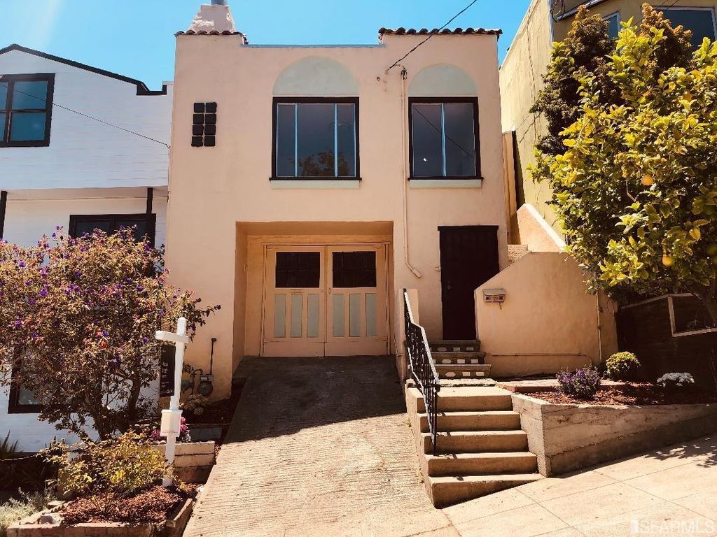 1690 York St, San Francisco, CA 94110
