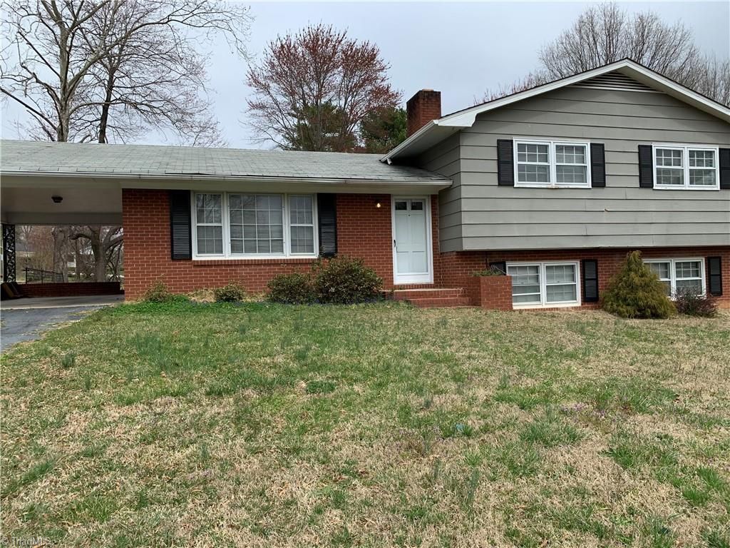 1117 Old Salem Rd, Kernersville, NC 27284