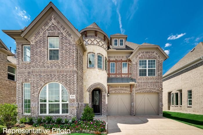 Grand Tour Plan in Silverleaf Estates, Irving, TX 75063