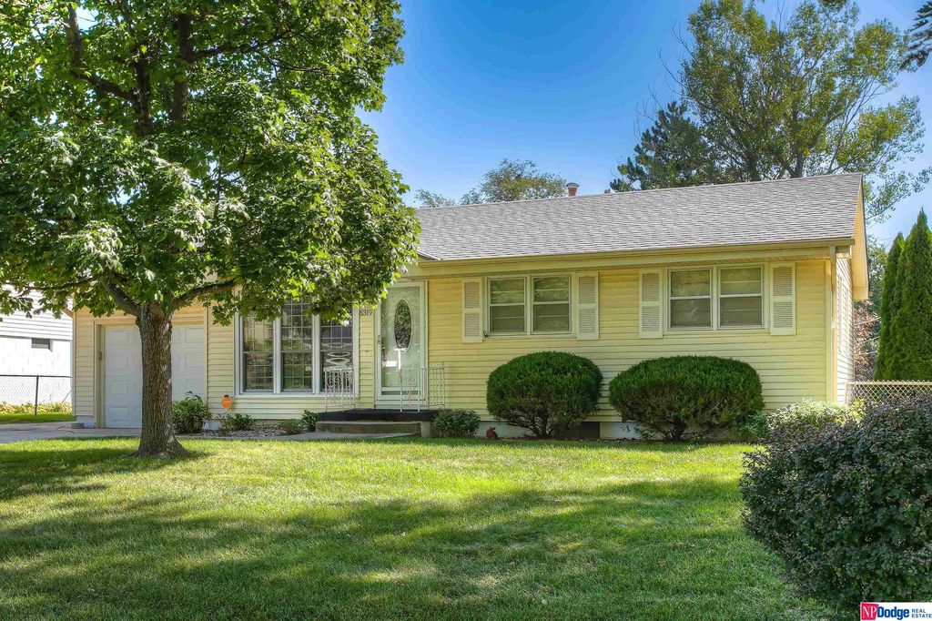 6319 N 66th St, Omaha, NE 68104 Trulia