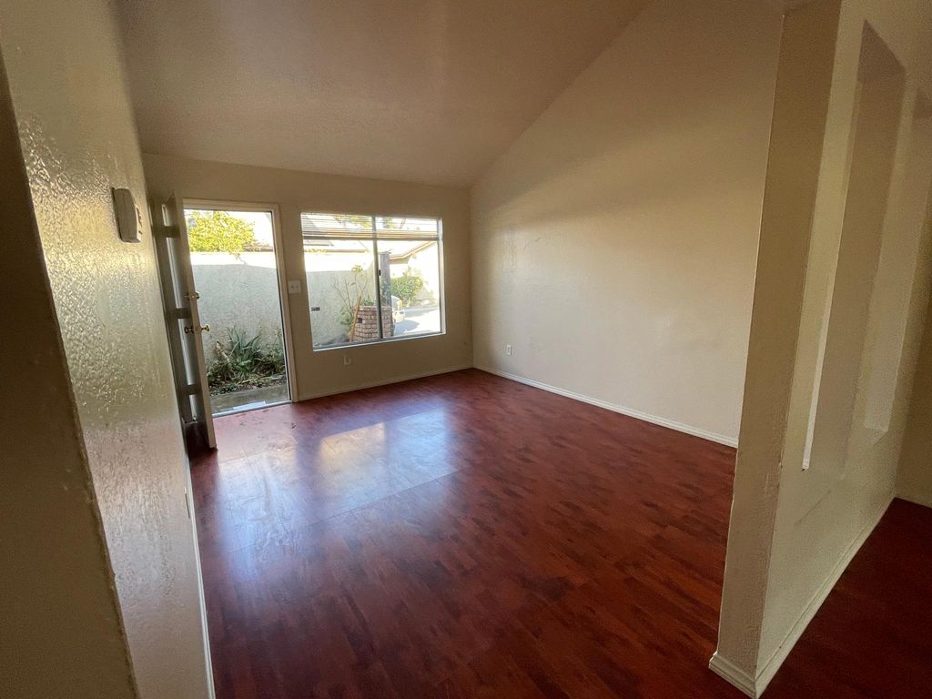 4505 Country Wood Ln, Bakersfield, CA 93313
