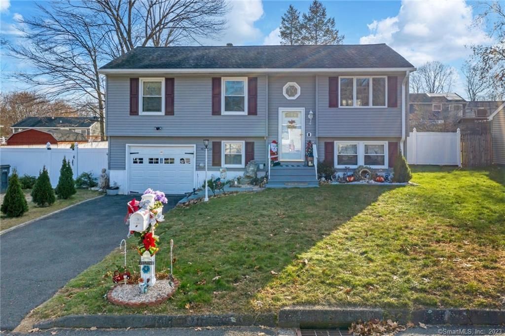 4 Harvest Ln, Naugatuck, CT 06770 Trulia