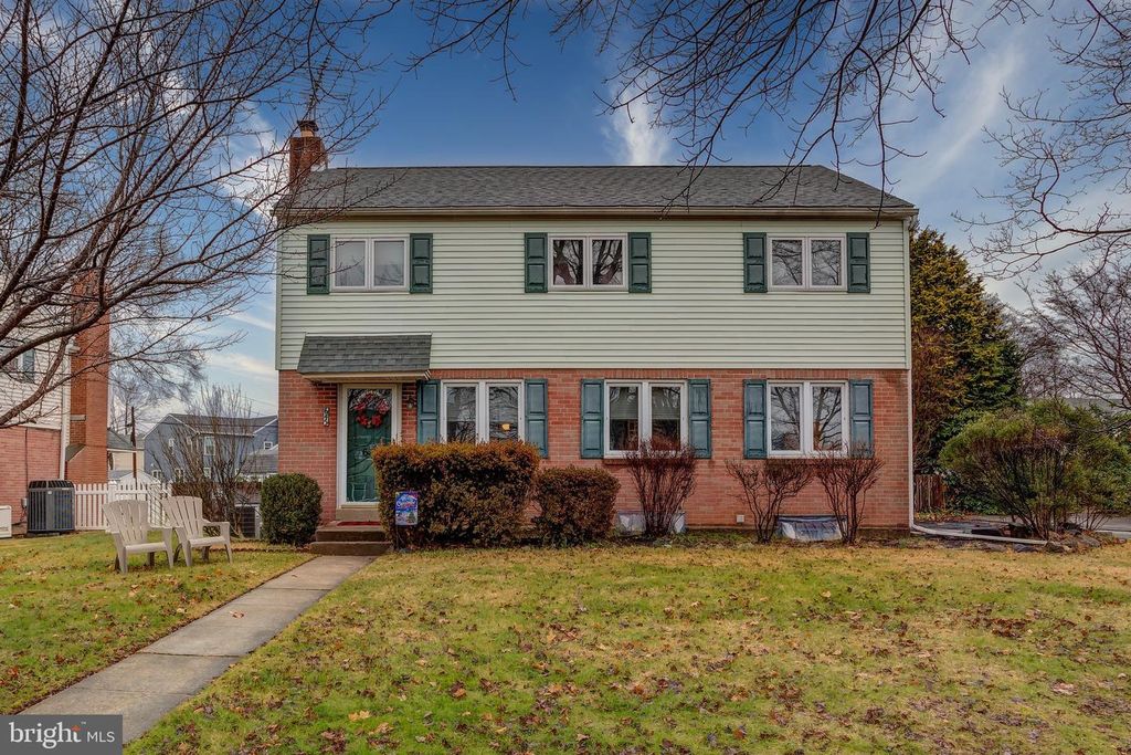 645 Maplewood Rd, Springfield, PA 19064 3 Bed, 2 Bath SingleFamily