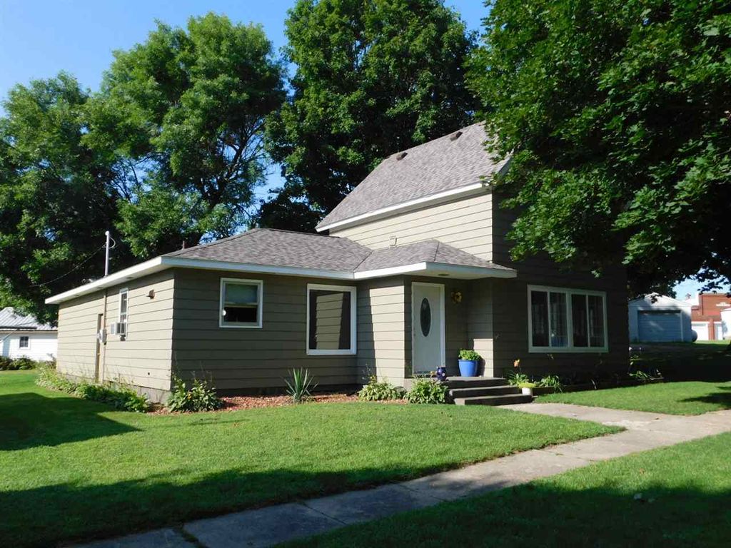 121 Sage St, Lime Springs, IA 52155 Trulia